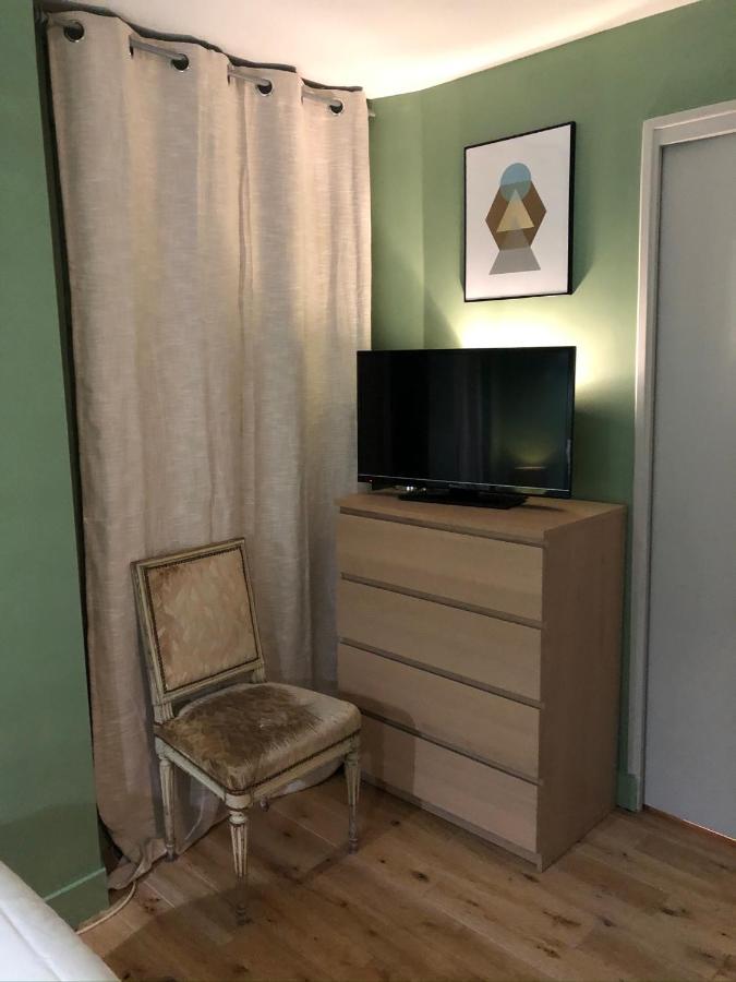 Les Petits Apparts Versailles Exterior foto